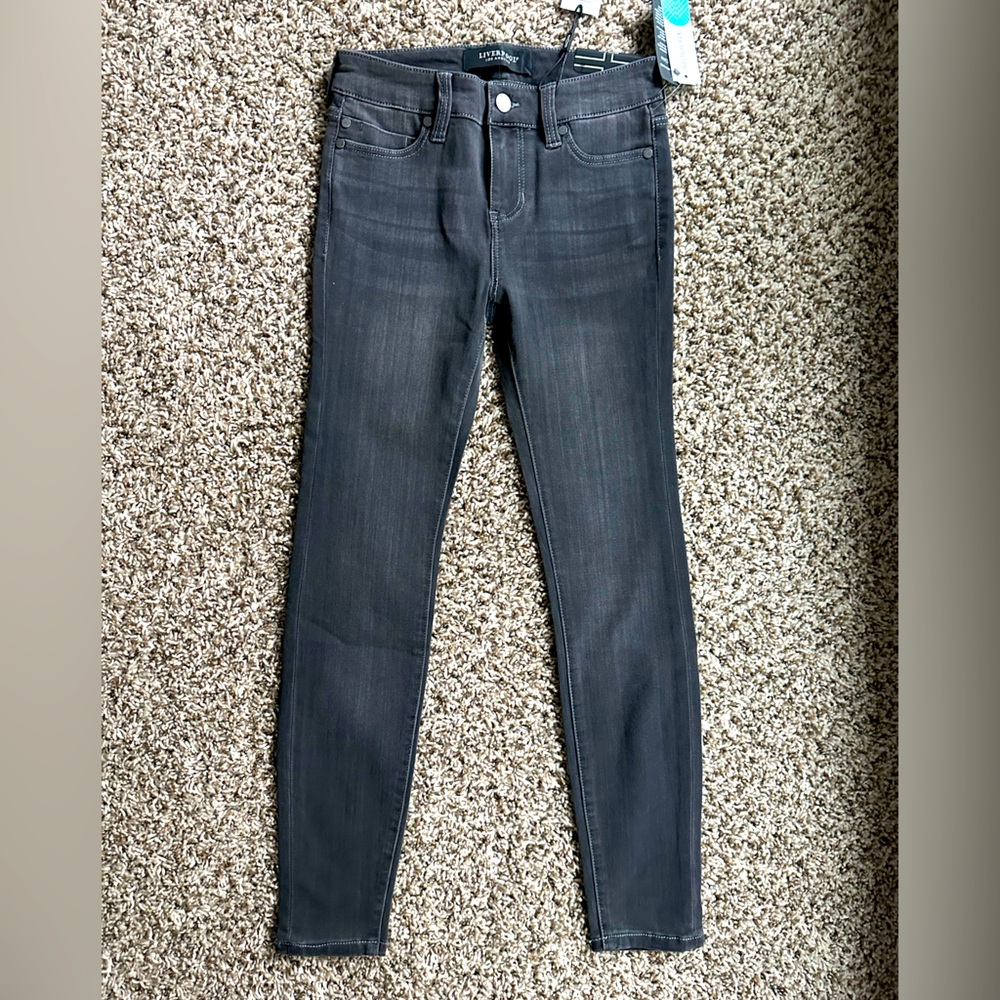 Liverpool Jeans - NWT size 25